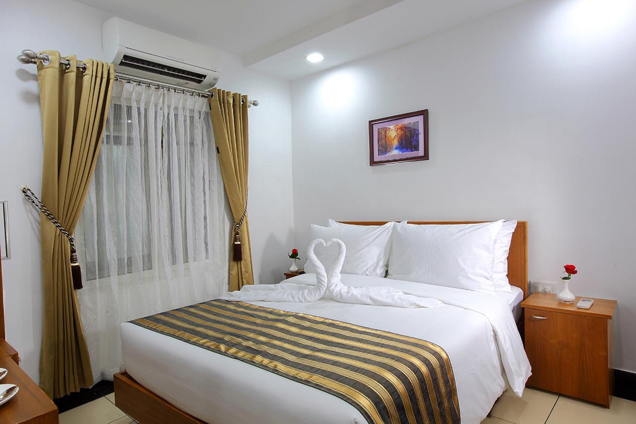 Pgs Inn Kochi Kültér fotó